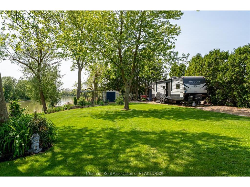 









7690


Grande River

Line,
Chatham-Kent,




ON
N7M 5J7

