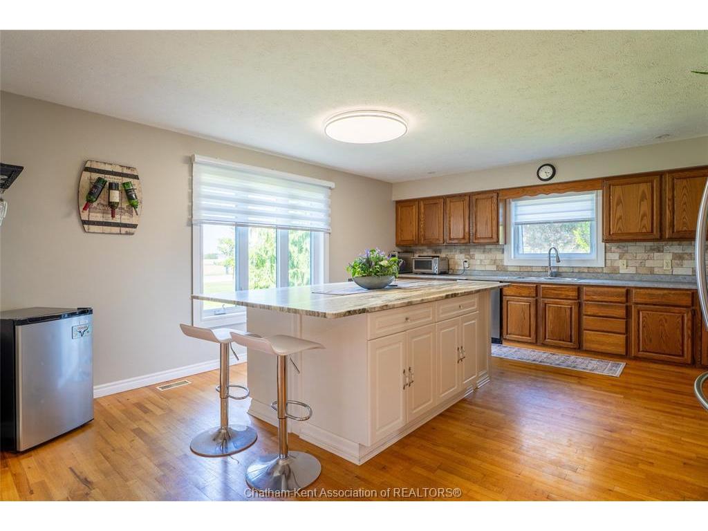 









7690


Grande River

Line,
Chatham-Kent,




ON
N7M 5J7

