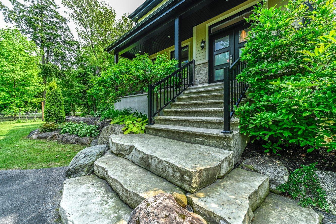 









847


Rue des Lièvres

,
Farnham,




QC
J2N3C6

