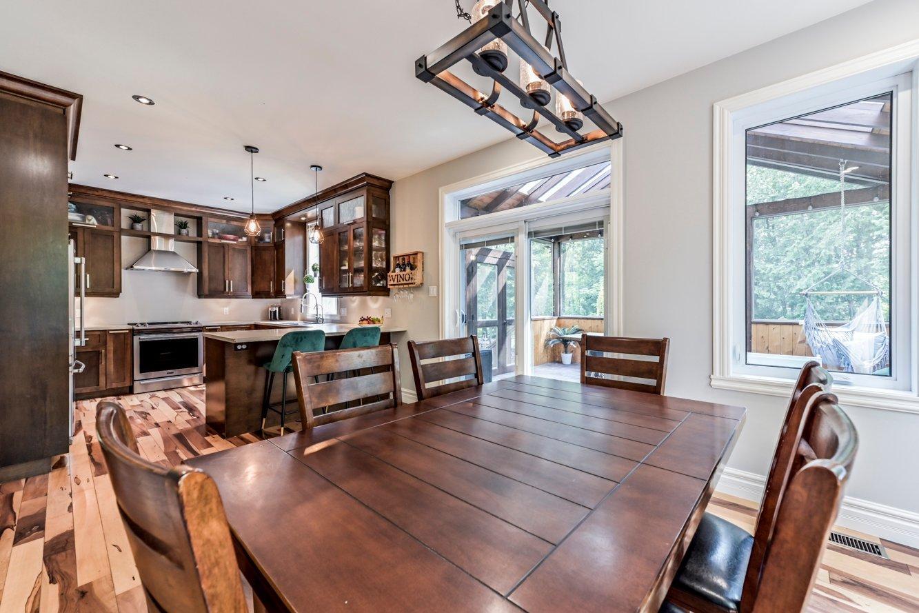 









847


Rue des Lièvres

,
Farnham,




QC
J2N3C6

