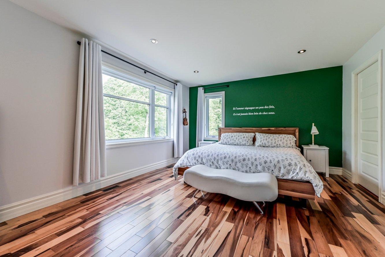 









847


Rue des Lièvres

,
Farnham,




QC
J2N3C6

