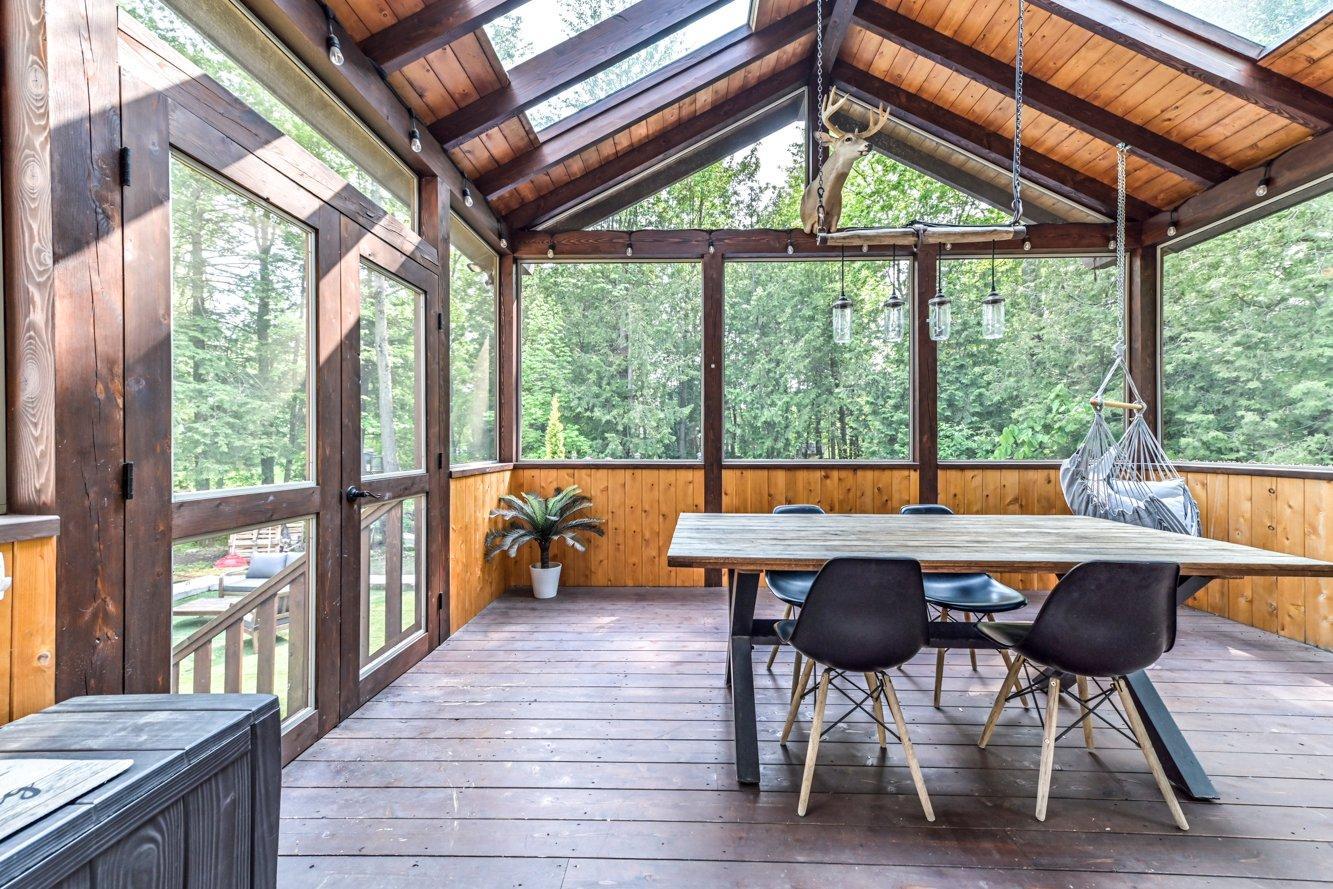 









847


Rue des Lièvres

,
Farnham,




QC
J2N3C6

