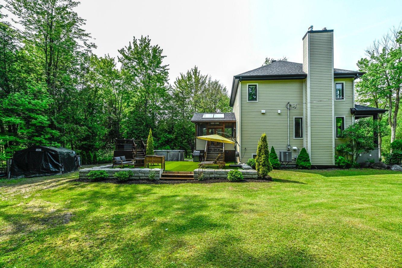 









847


Rue des Lièvres

,
Farnham,




QC
J2N3C6

