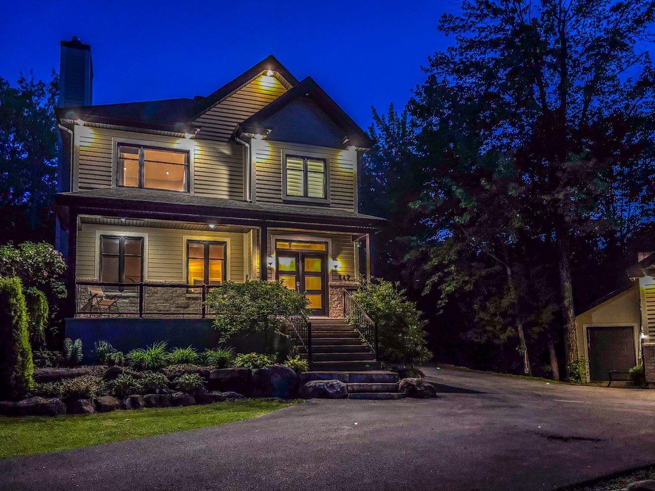









847


Rue des Lièvres

,
Farnham,




QC
J2N3C6

