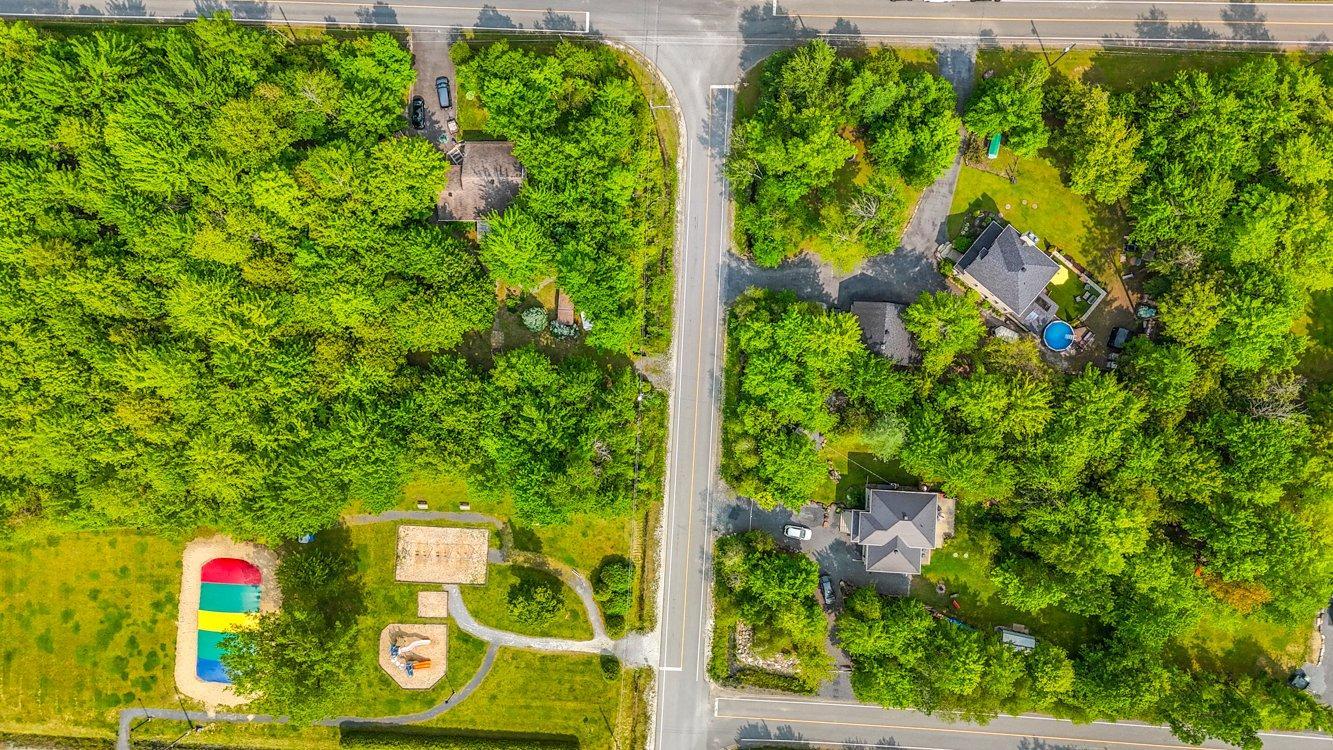 









847


Rue des Lièvres

,
Farnham,




QC
J2N3C6

