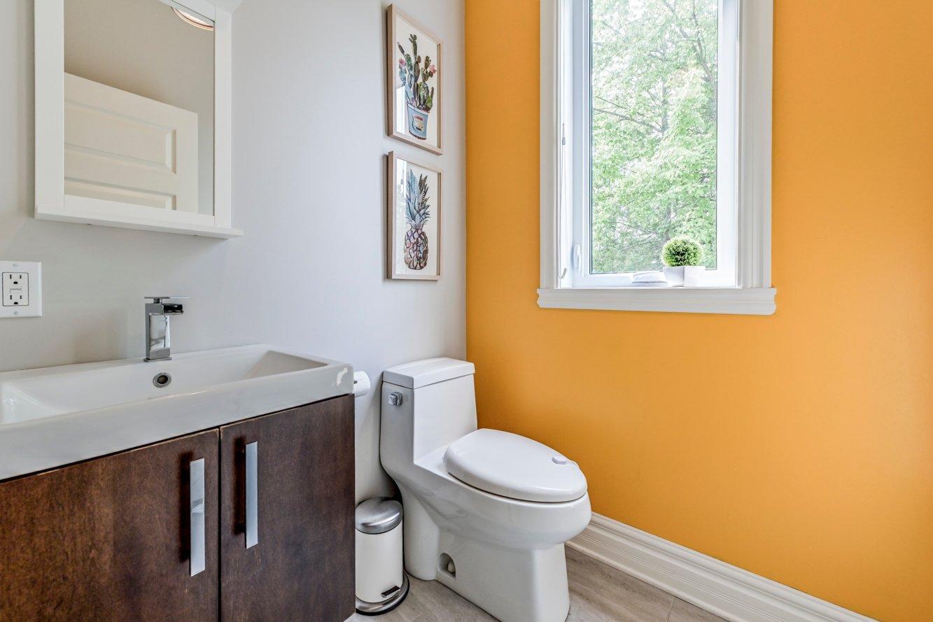 









847


Rue des Lièvres

,
Farnham,




QC
J2N3C6

