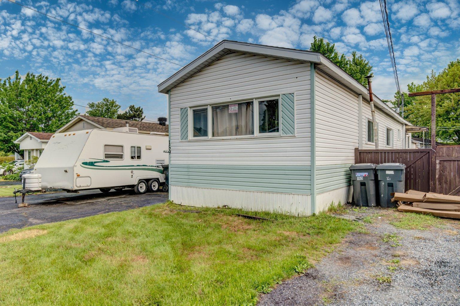 









159


Rue du Domaine-des-Saules

,
Sorel-Tracy,




QC
J3P7B8

