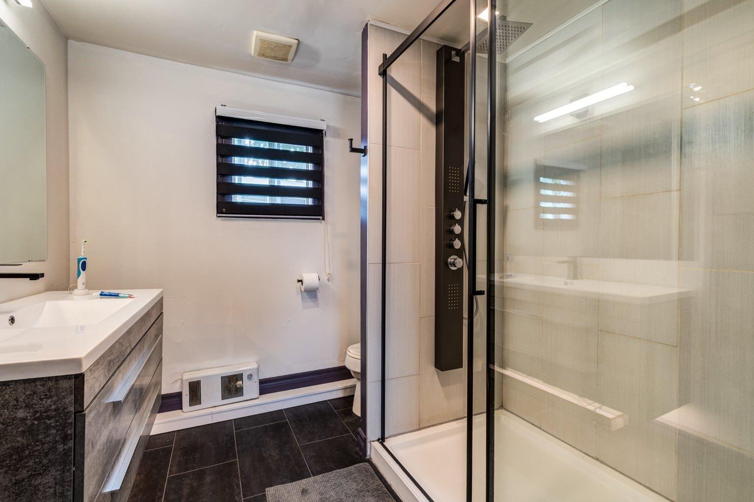 









159


Rue du Domaine-des-Saules

,
Sorel-Tracy,




QC
J3P7B8

