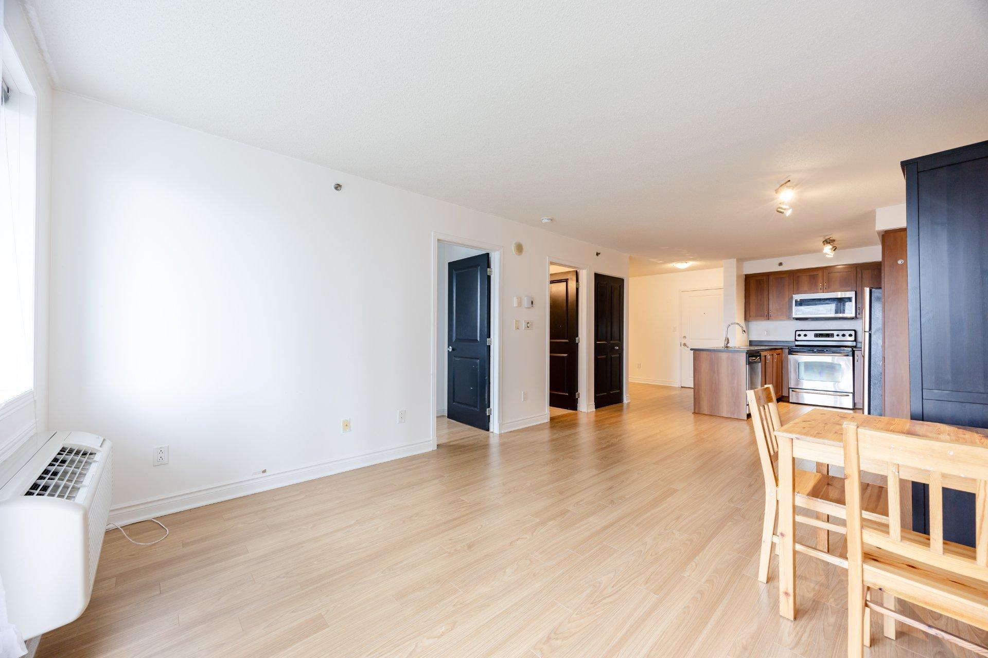 









1200


Rue St-Jacques

, 1107,
Montréal (Ville-Marie),




QC
H3C0E9

