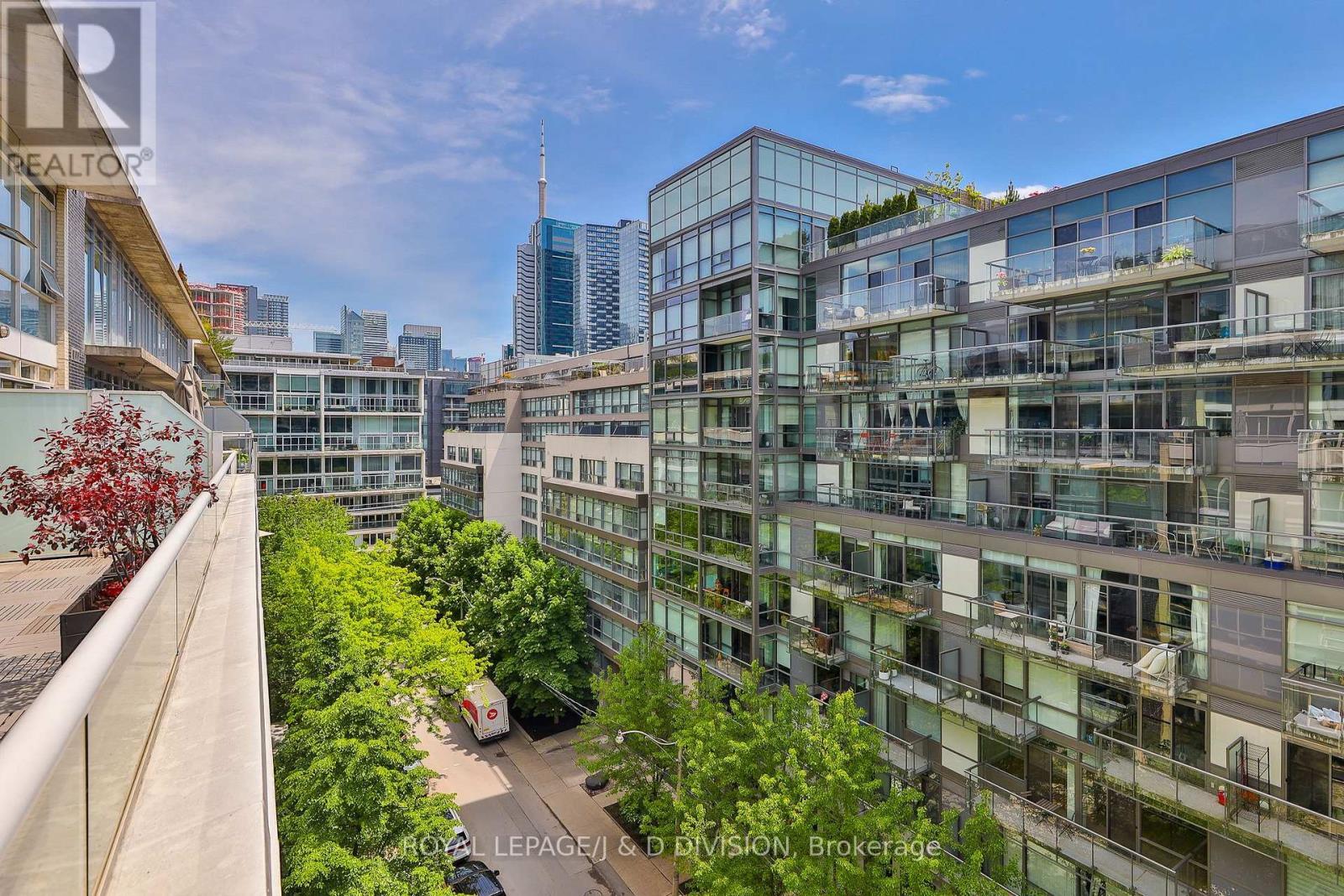












705 - 32 STEWART STREET

,
Toronto,




Ontario
M5V3T2

