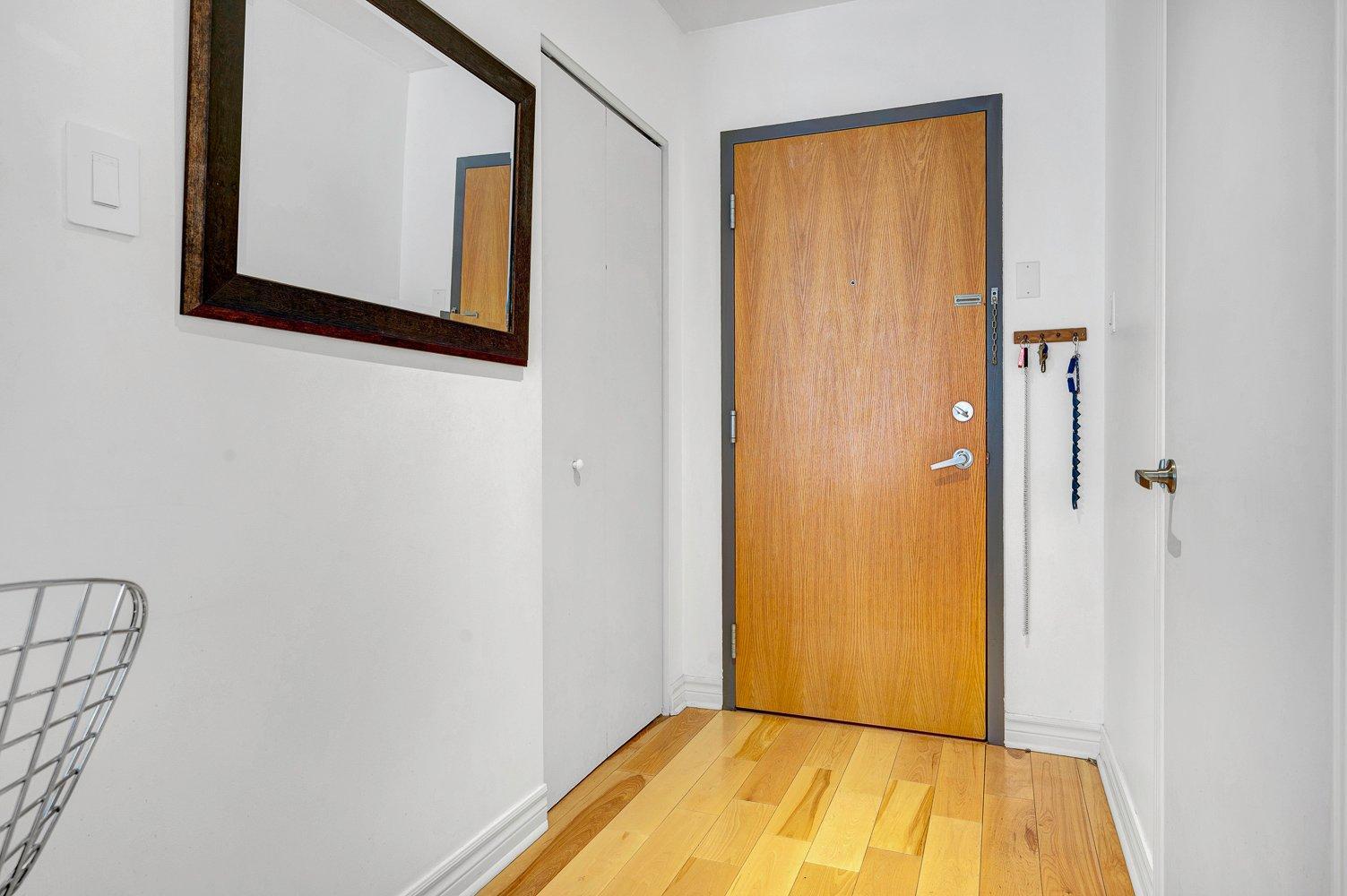 









1425


Boul. Le Corbusier

, 405,
Laval (Laval-des-Rapides),




QC
H7N6L3

