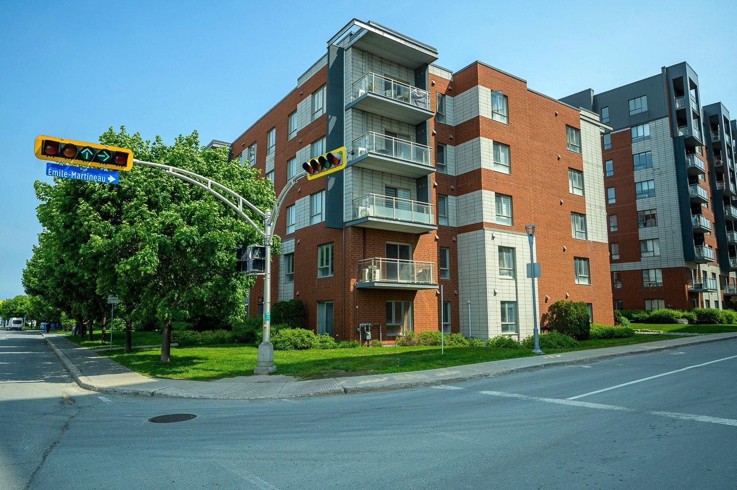 









1425


Boul. Le Corbusier

, 405,
Laval (Laval-des-Rapides),




QC
H7N6L3

