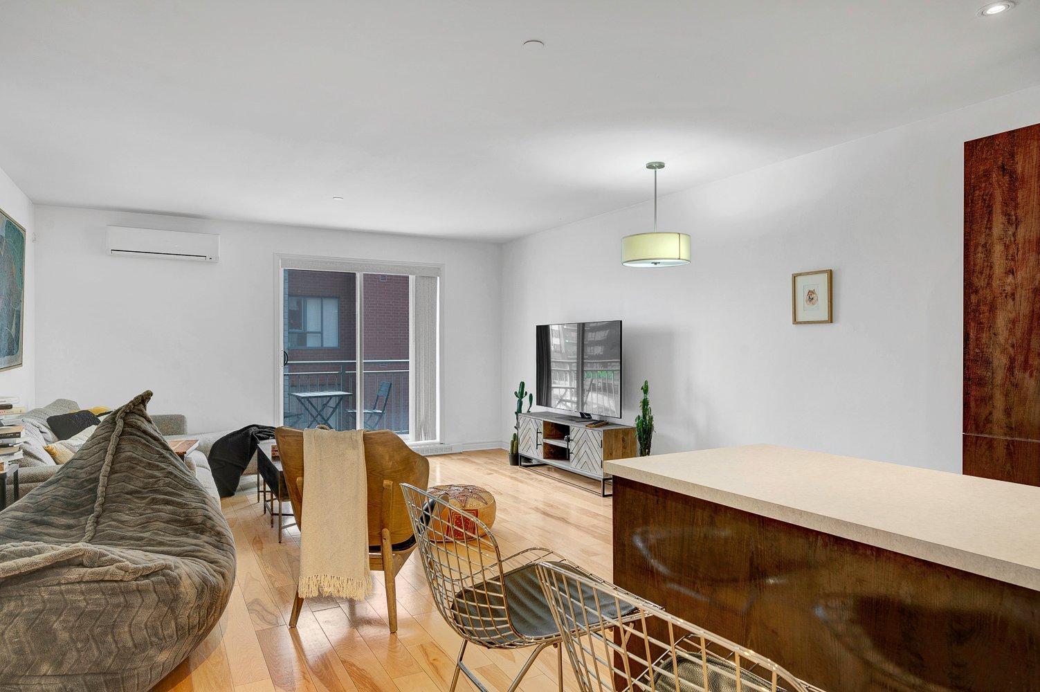 









1425


Boul. Le Corbusier

, 405,
Laval (Laval-des-Rapides),




QC
H7N6L3

