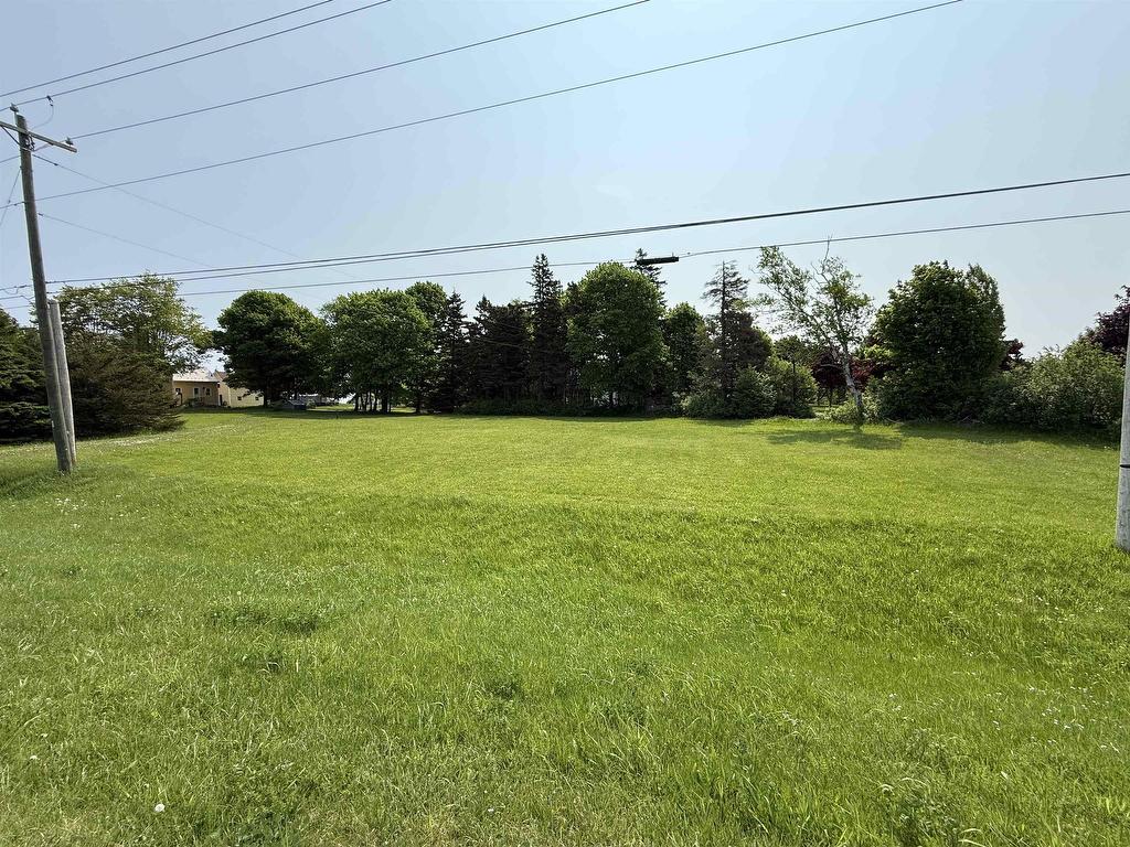 












Route 153

,
Greenmount-Montrose,







PE
C0B 1B0

