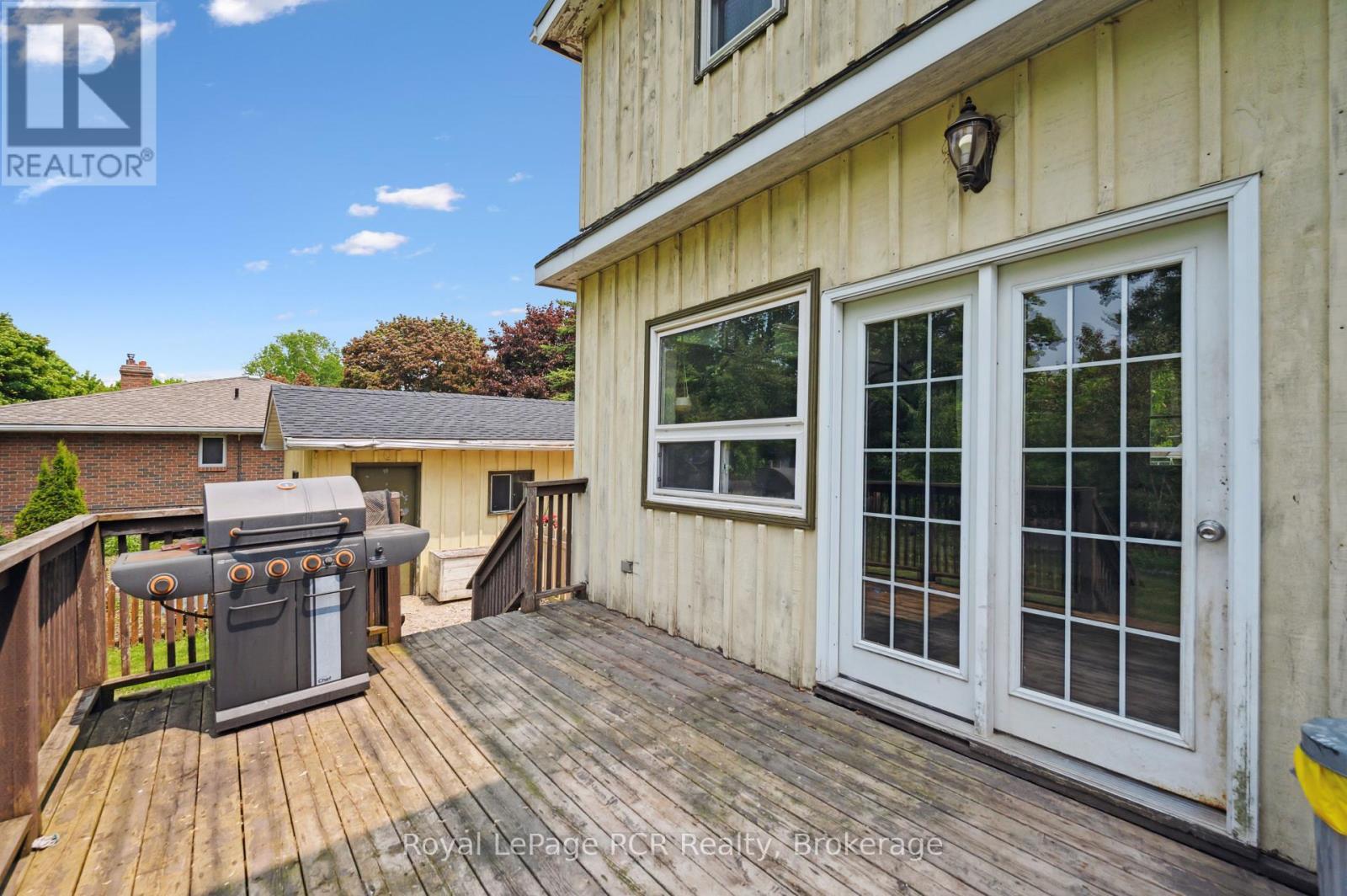 












308 FERGUS STREET

,
Wellington North (Mount Forest),




Ontario
N0G2L2

