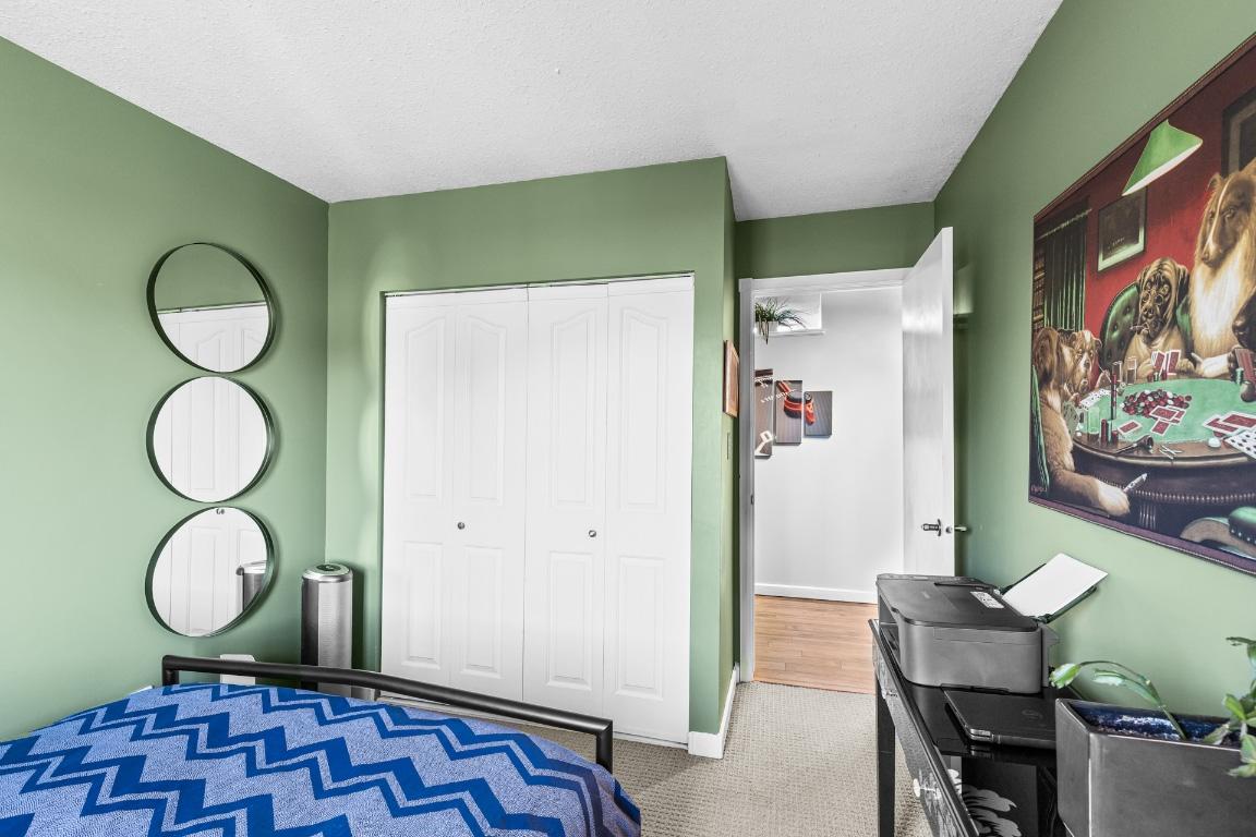 









1665


Ufton

Court, 218,
Kelowna,




BC
V1Y 8G7

