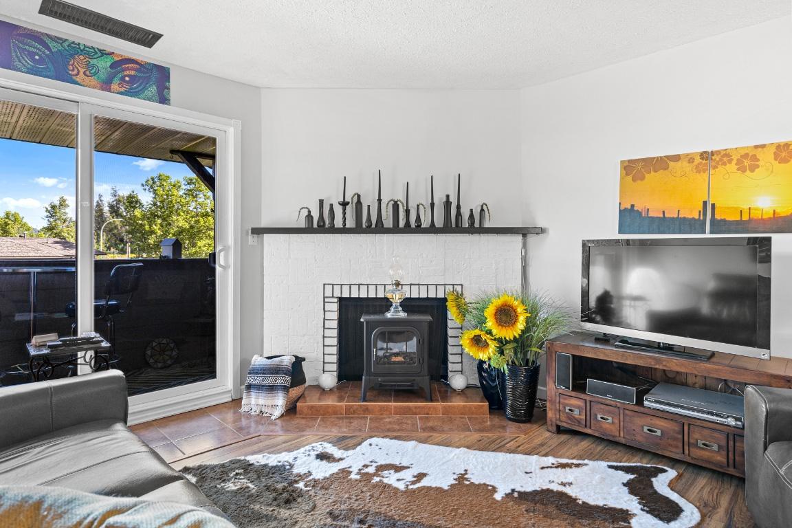 









1665


Ufton

Court, 218,
Kelowna,




BC
V1Y 8G7

