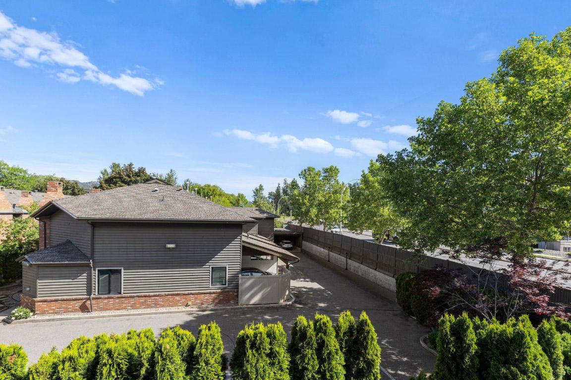 









1665


Ufton

Court, 218,
Kelowna,




BC
V1Y 8G7

