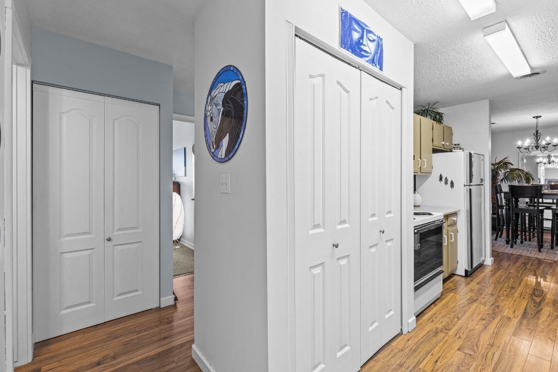 









1665


Ufton

Court, 218,
Kelowna,




BC
V1Y 8G7

