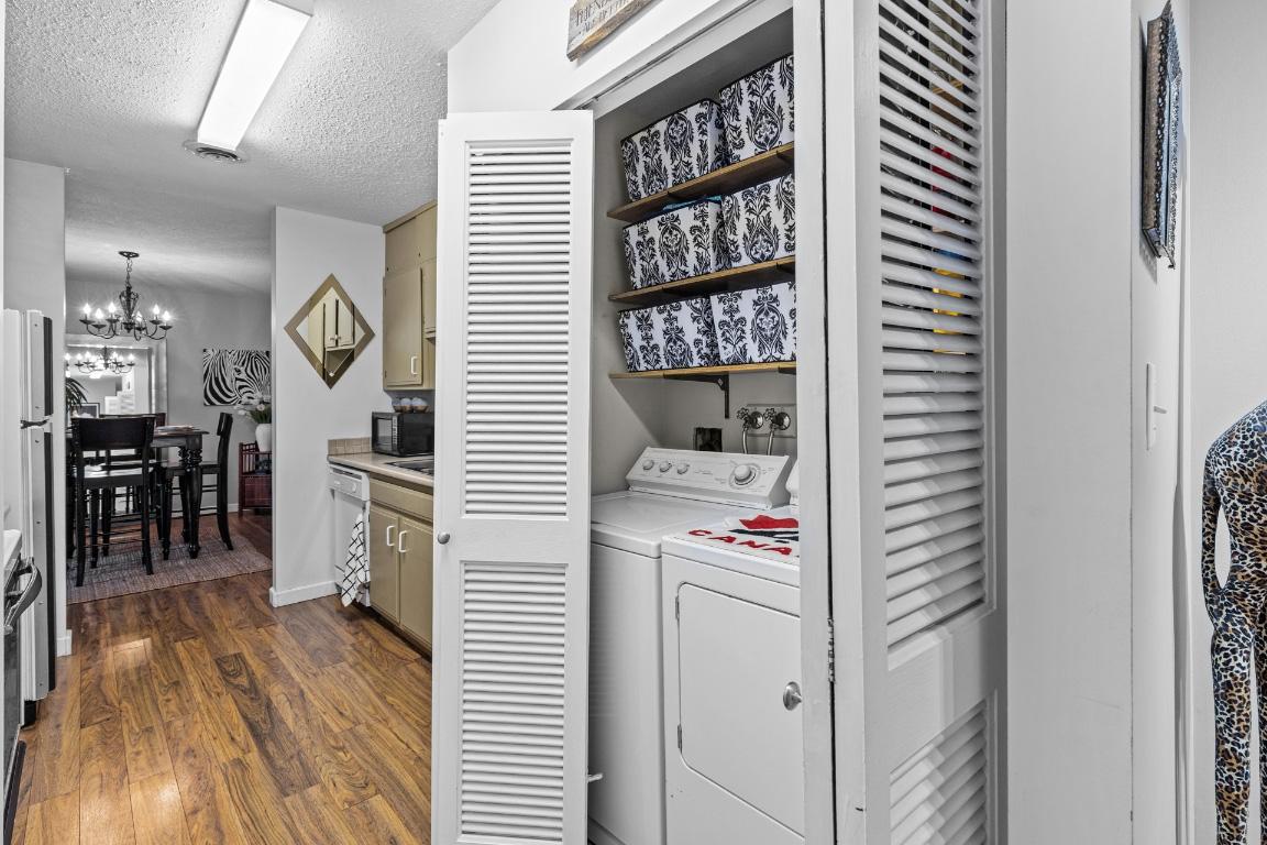 









1665


Ufton

Court, 218,
Kelowna,




BC
V1Y 8G7

