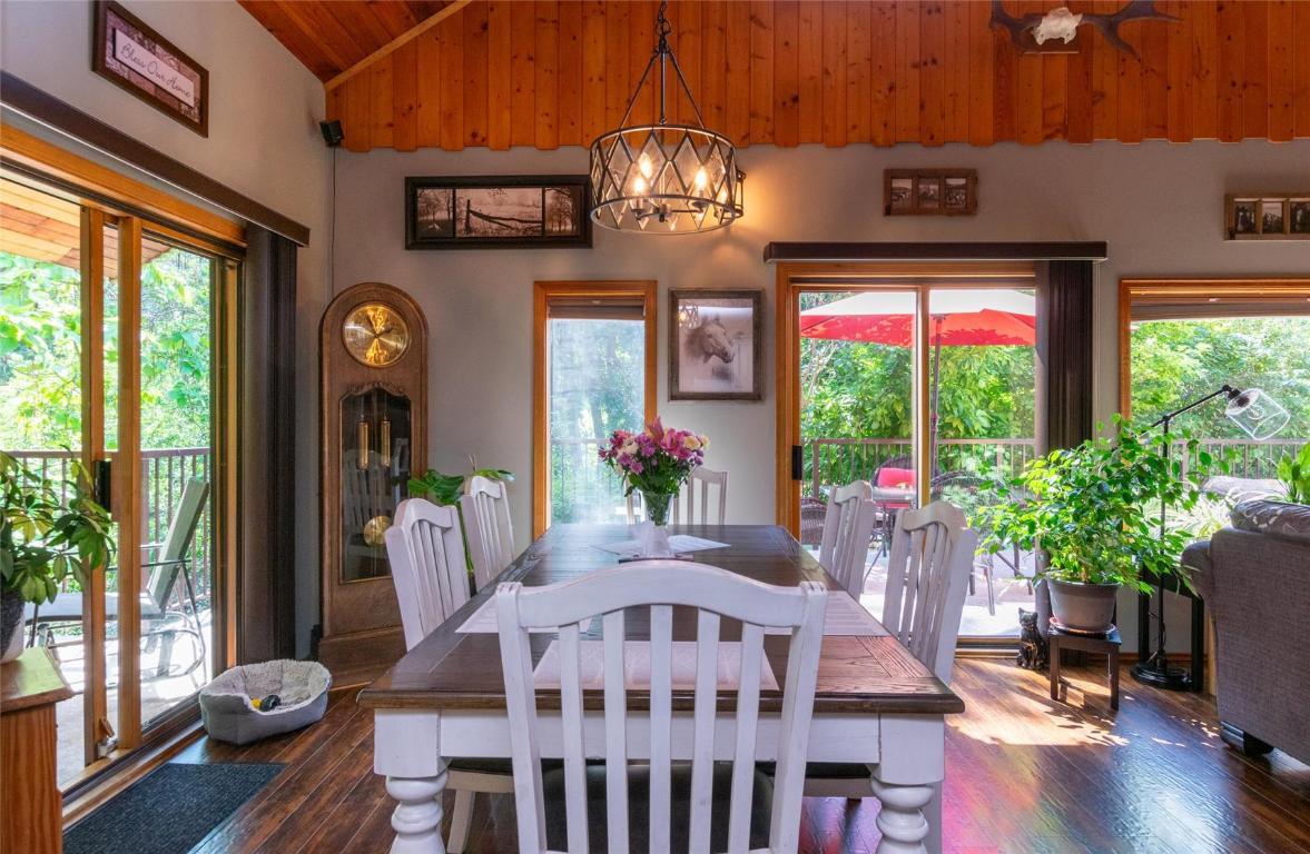 









2464


Waverly

Drive,
Blind Bay,




BC
V0E 2W0


