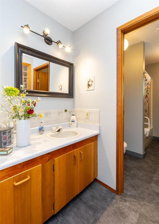 









2464


Waverly

Drive,
Blind Bay,




BC
V0E 2W0

