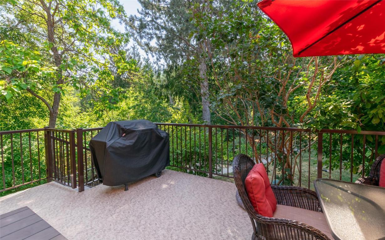 









2464


Waverly

Drive,
Blind Bay,




BC
V0E 2W0

