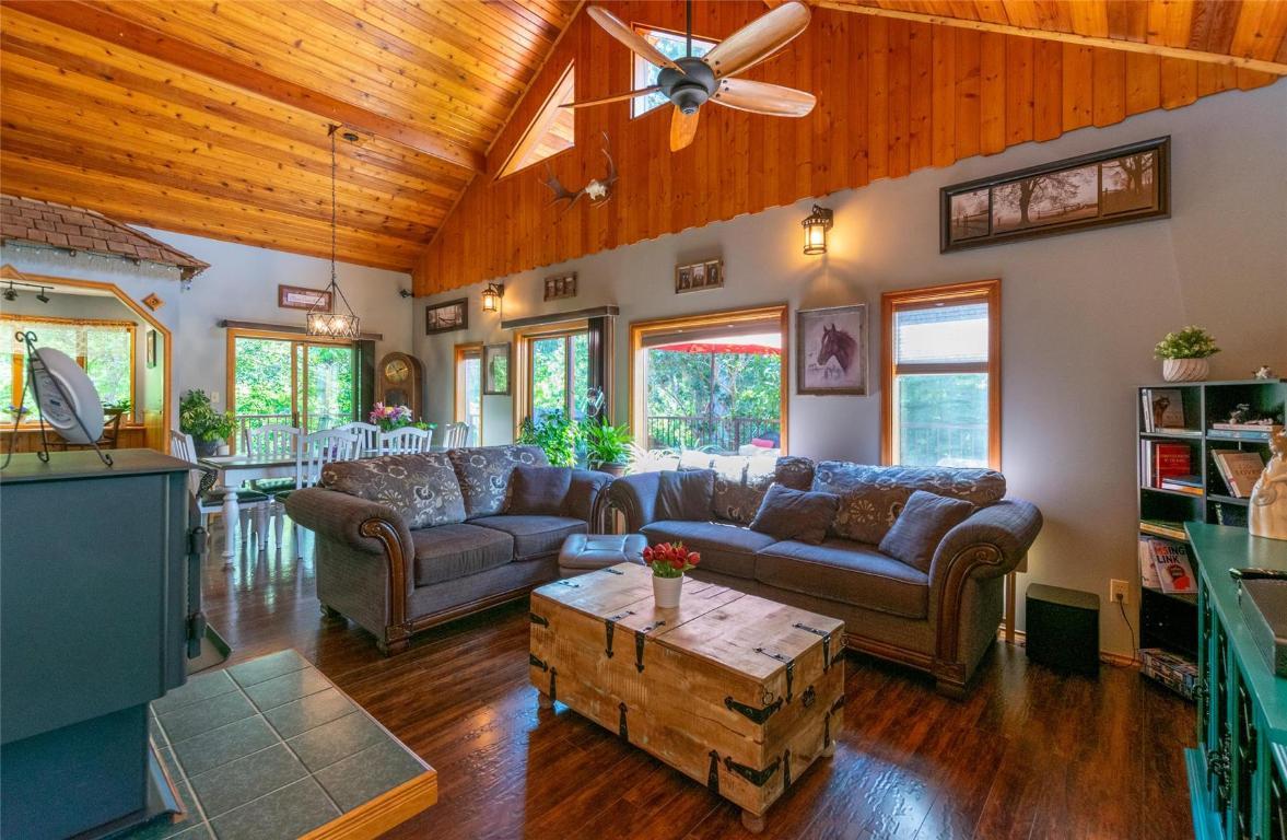 









2464


Waverly

Drive,
Blind Bay,




BC
V0E 2W0


