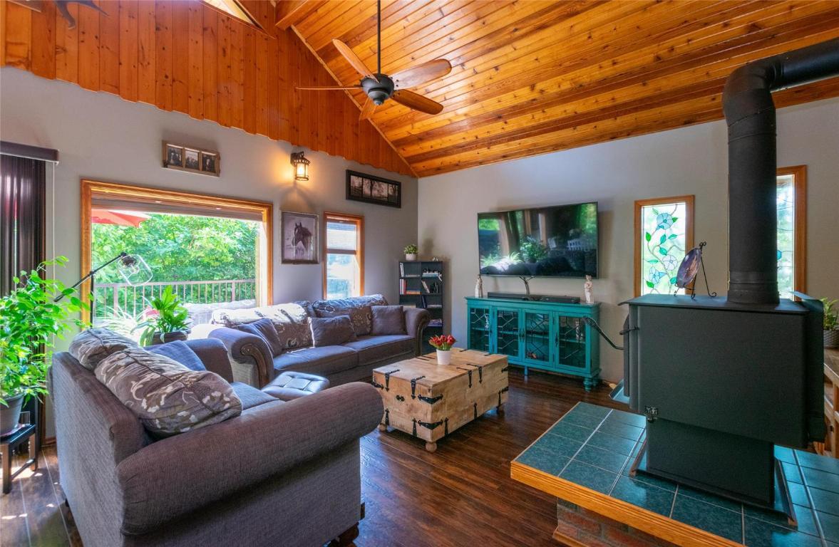 









2464


Waverly

Drive,
Blind Bay,




BC
V0E 2W0

