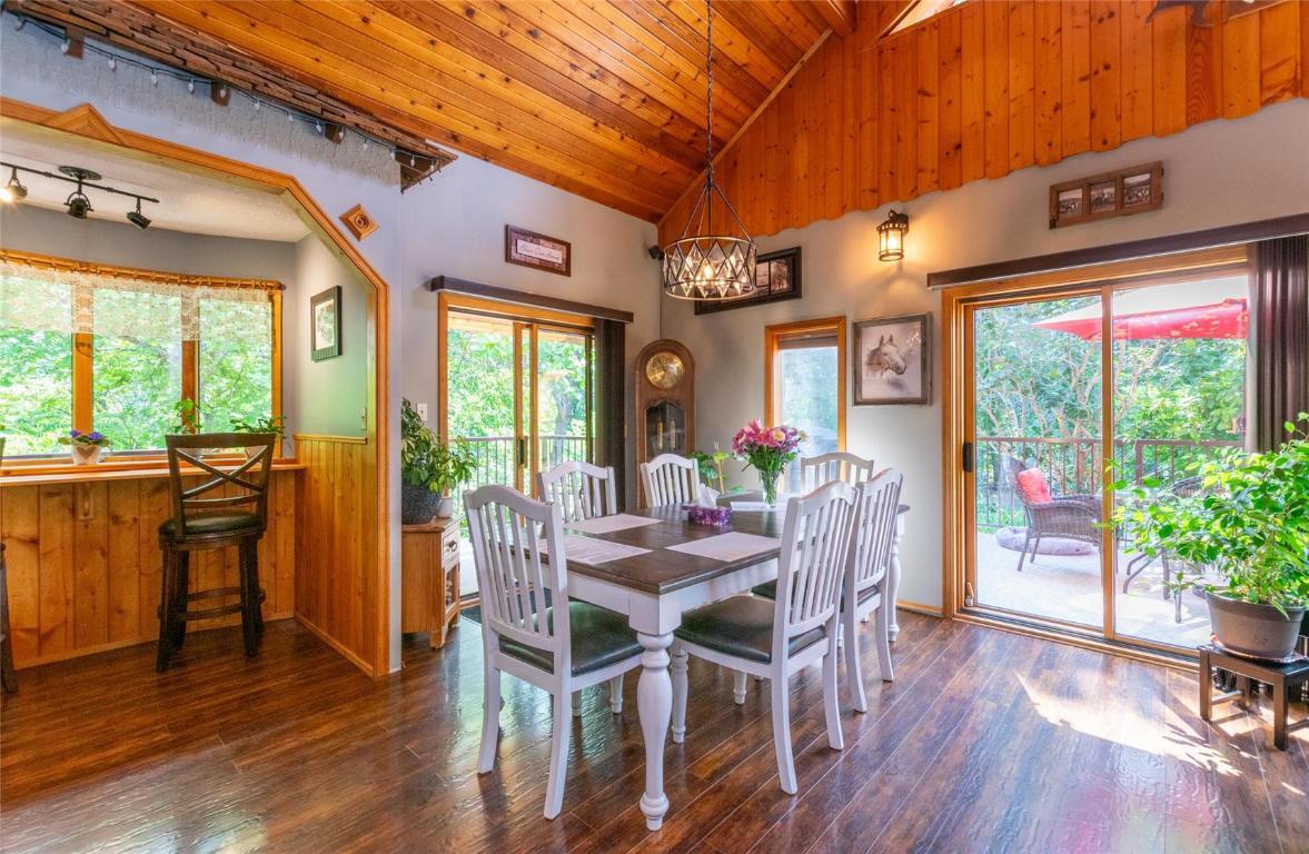 









2464


Waverly

Drive,
Blind Bay,




BC
V0E 2W0

