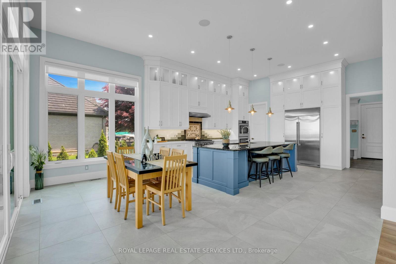 












2581 NORTH SERVICE ROAD

,
Lincoln,




Ontario
L0R1S0

