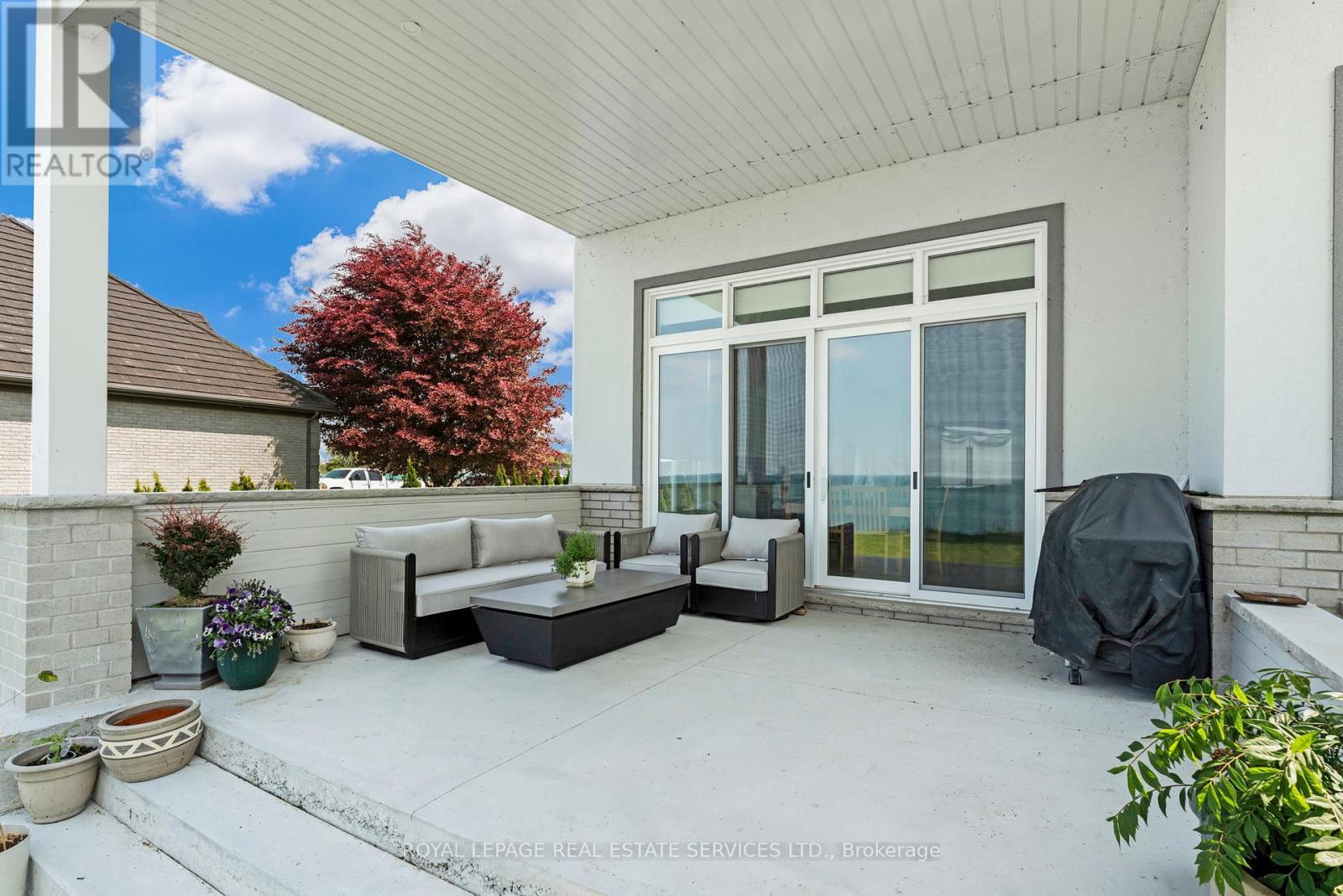 












2581 NORTH SERVICE ROAD

,
Lincoln,




Ontario
L0R1S0

