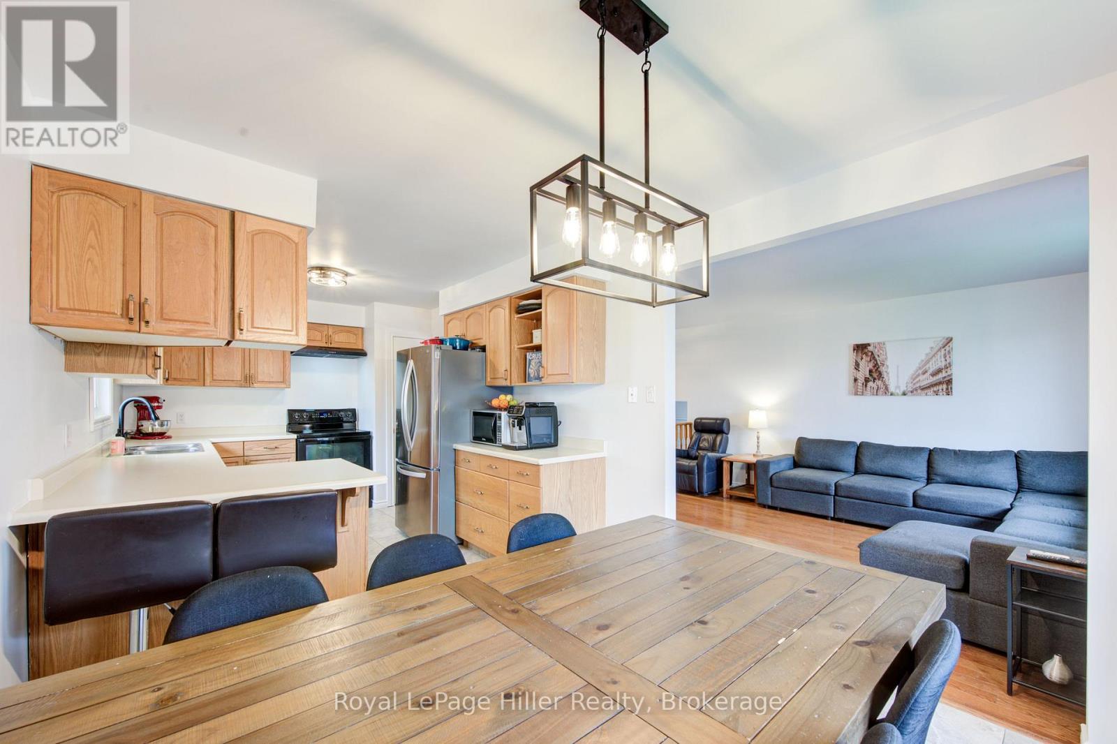 












59 SPRUNG COURT

,
Stratford,




Ontario
N4Z1G7

