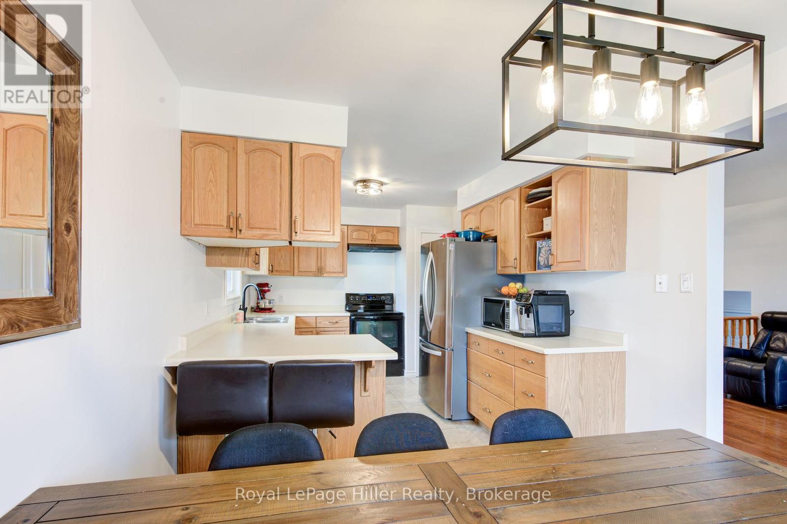












59 SPRUNG COURT

,
Stratford,




Ontario
N4Z1G7

