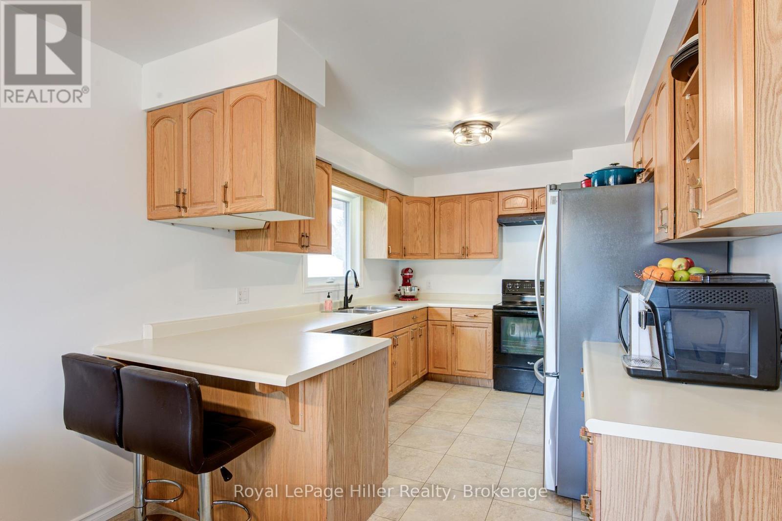 












59 SPRUNG COURT

,
Stratford,




Ontario
N4Z1G7

