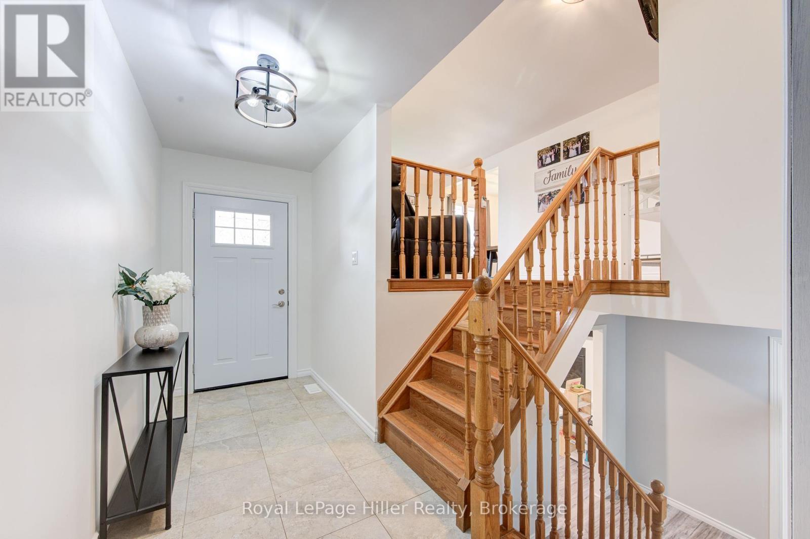 












59 SPRUNG COURT

,
Stratford,




Ontario
N4Z1G7


