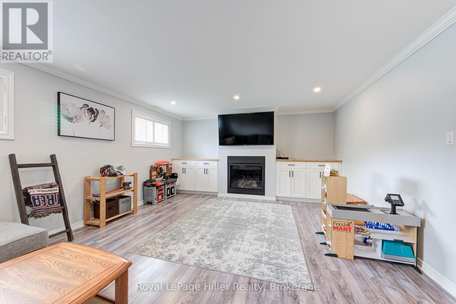 












59 SPRUNG COURT

,
Stratford,




Ontario
N4Z1G7

