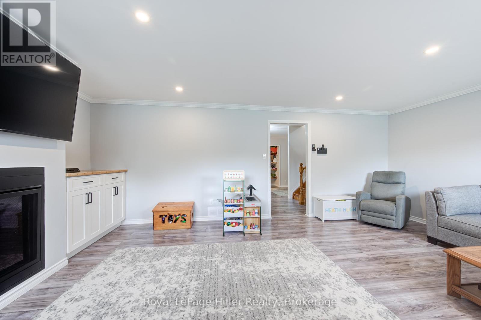 












59 SPRUNG COURT

,
Stratford,




Ontario
N4Z1G7

