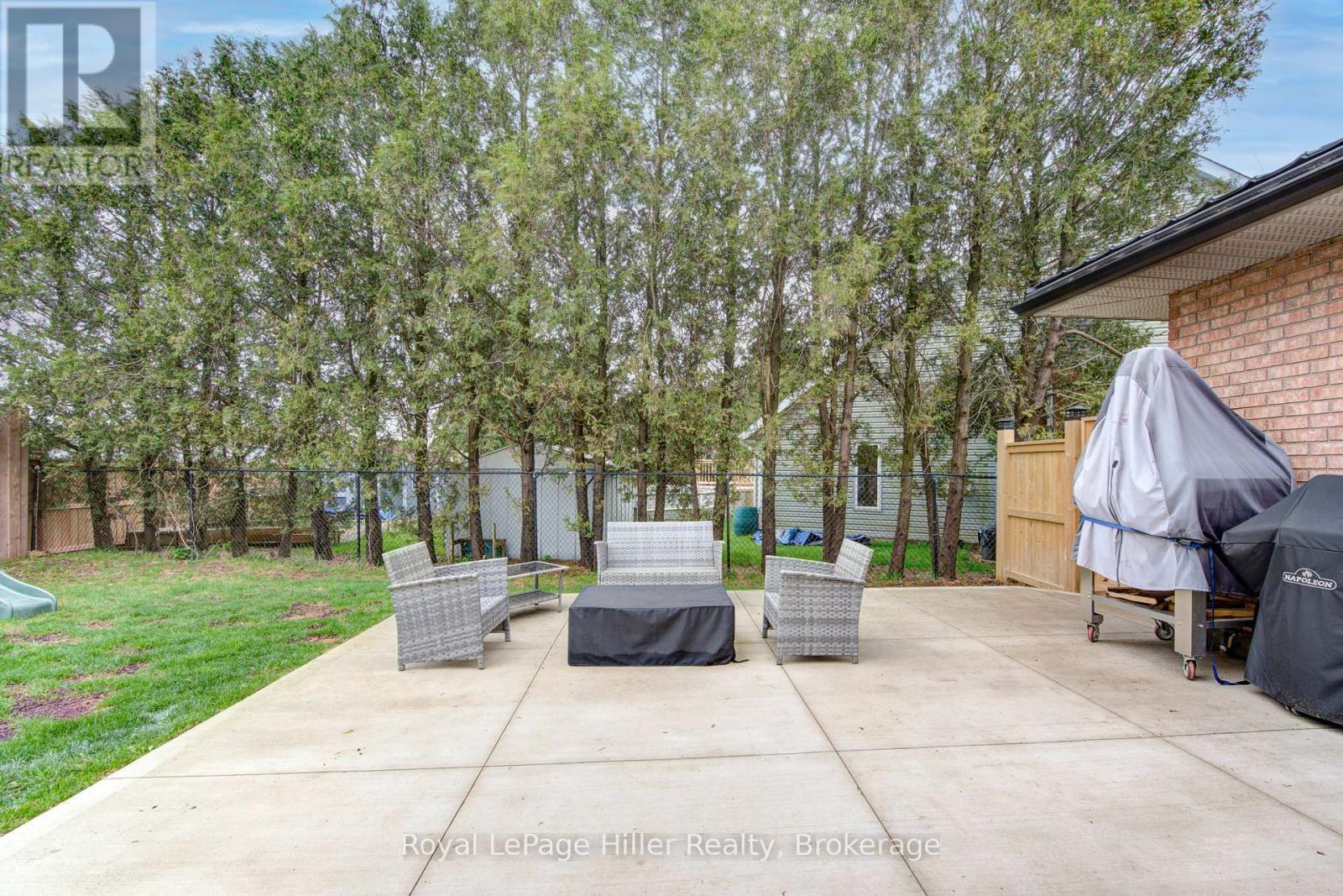 












59 SPRUNG COURT

,
Stratford,




Ontario
N4Z1G7

