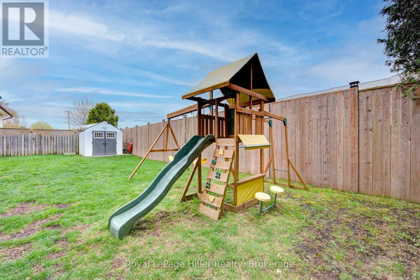 












59 SPRUNG COURT

,
Stratford,




Ontario
N4Z1G7

