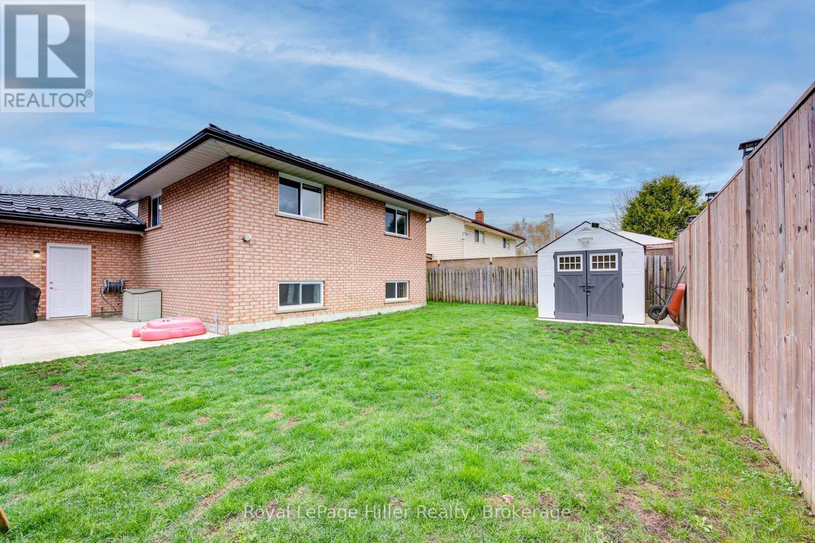 












59 SPRUNG COURT

,
Stratford,




Ontario
N4Z1G7

