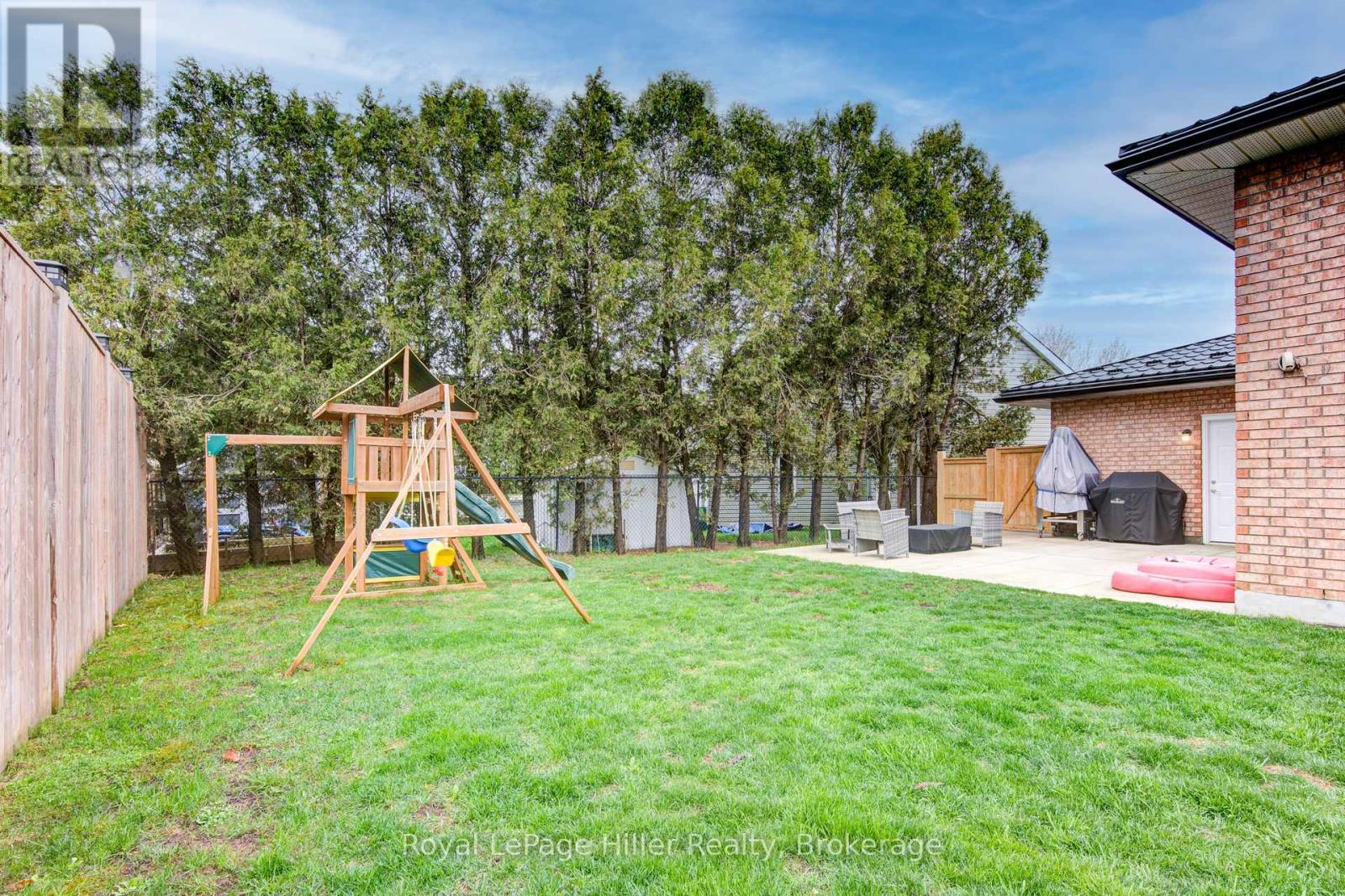 












59 SPRUNG COURT

,
Stratford,




Ontario
N4Z1G7

