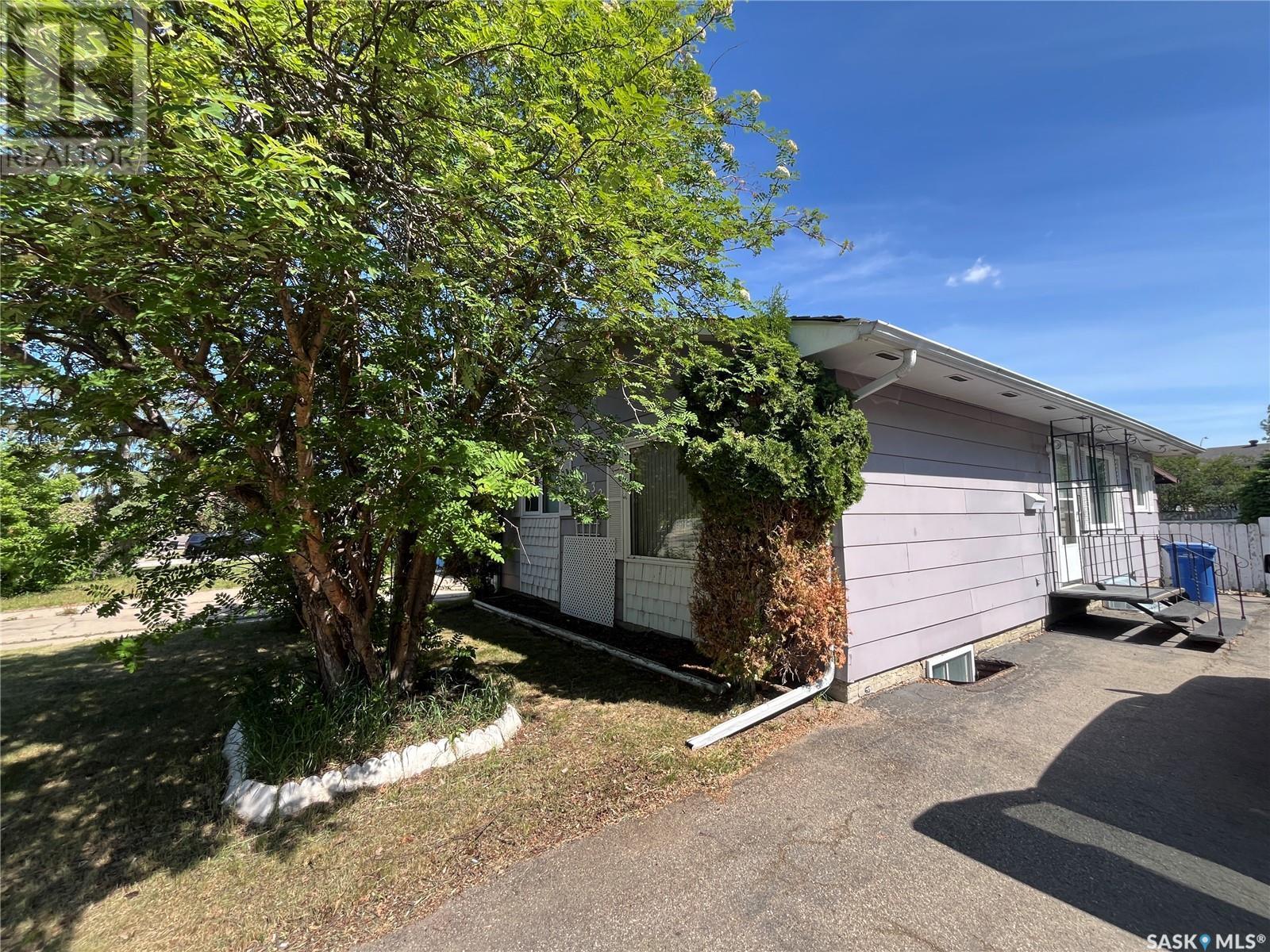 












3032 Sherman DRIVE

,
Prince Albert,




Saskatchewan
S6V6R5

