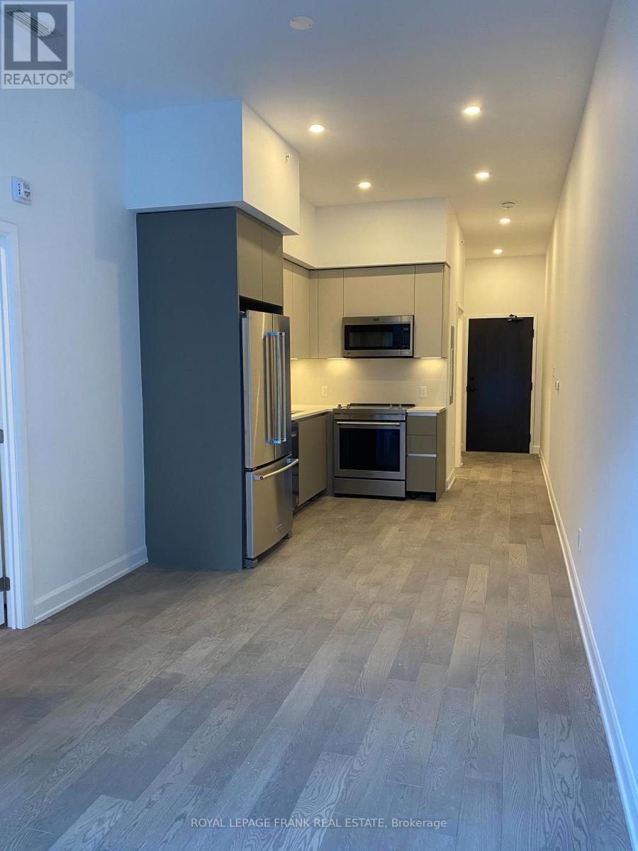 












109 - 195 HUNTER STREET E

,
Peterborough East (Central),




Ontario
K9H1G9

