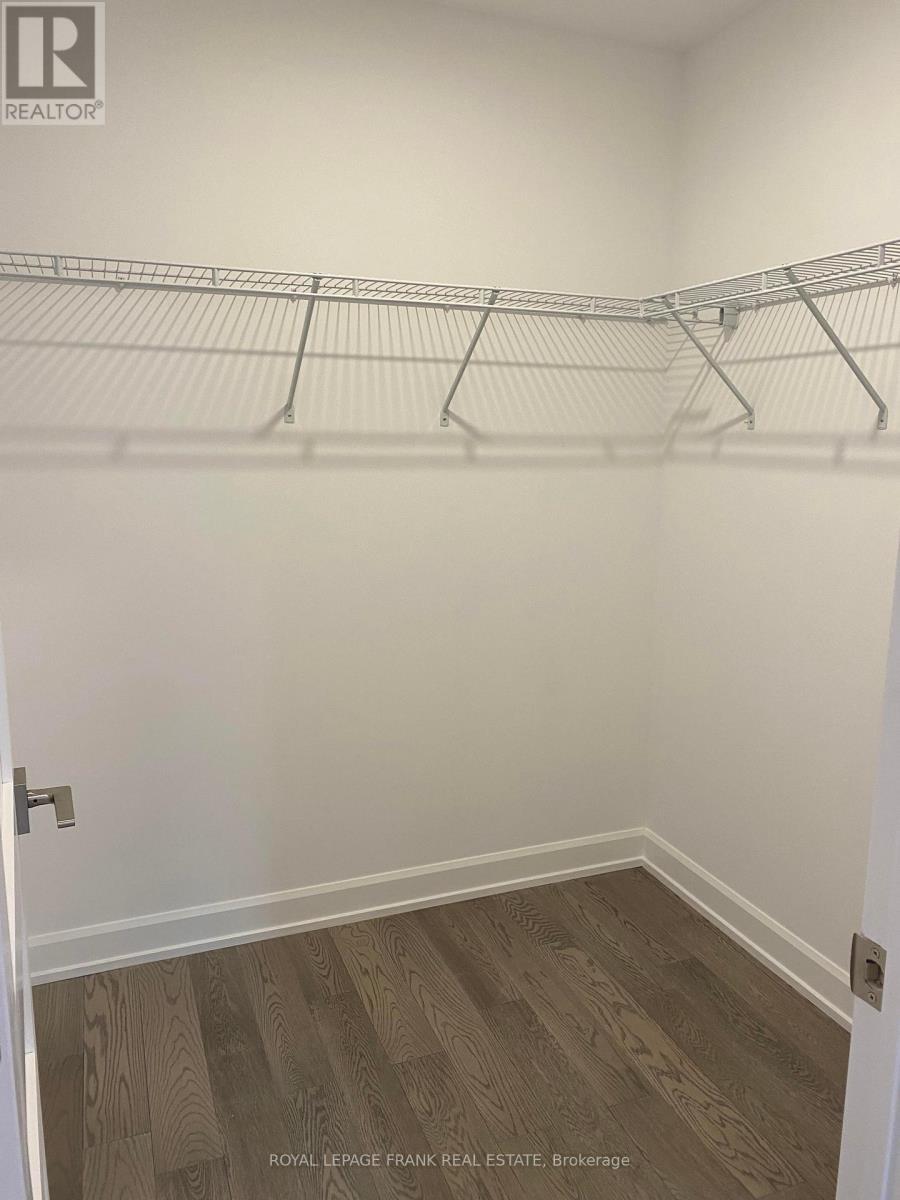 












109 - 195 HUNTER STREET E

,
Peterborough East (Central),




Ontario
K9H1G9

