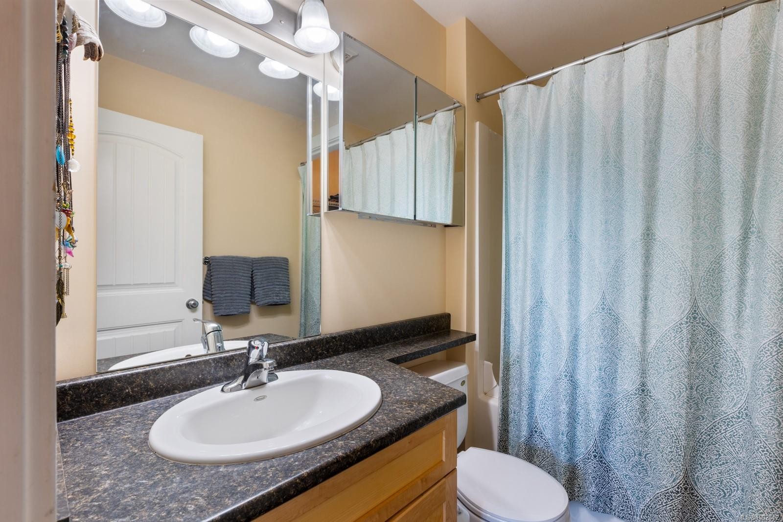 









119


20th

St, 35,
Courtenay,




BC
V9N 8B1

