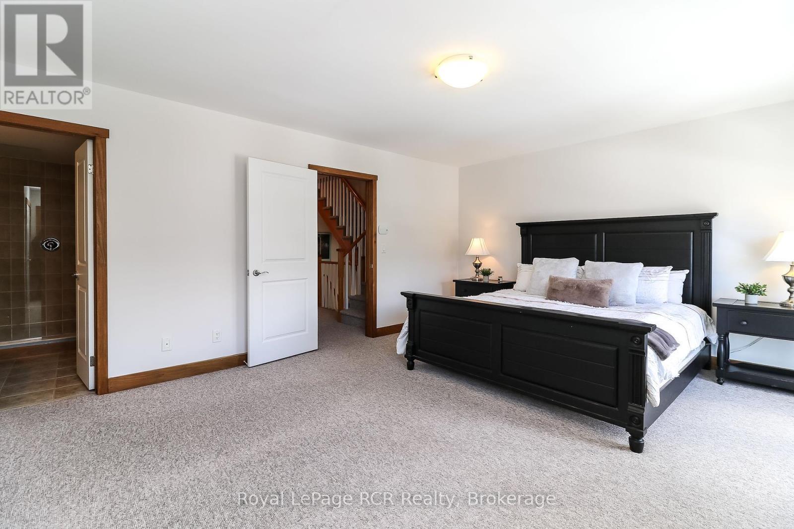 












10 - 104 FARM GATE ROAD

,
Blue Mountains,




Ontario
L9Y0L7

