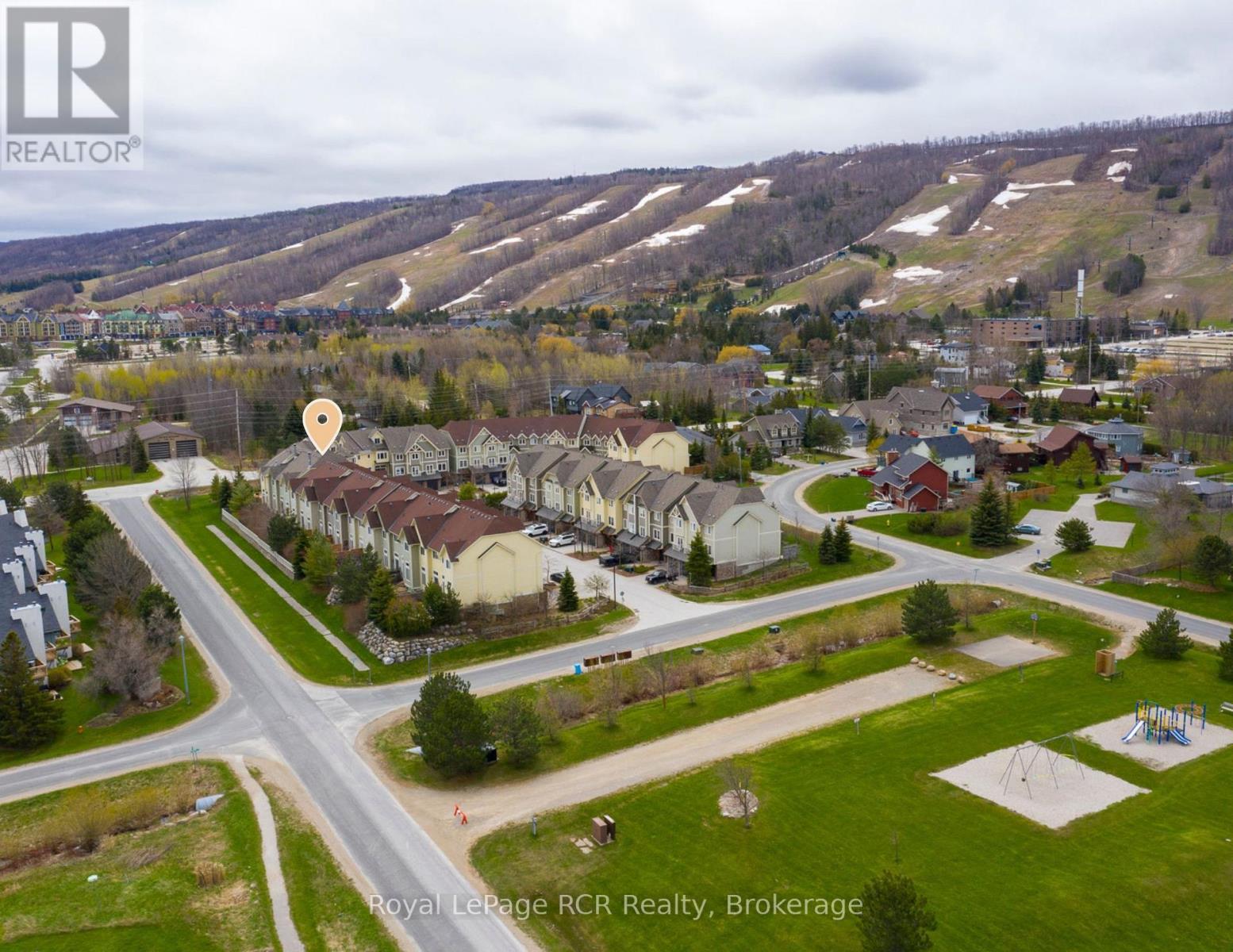 












10 - 104 FARM GATE ROAD

,
Blue Mountains,




Ontario
L9Y0L7

