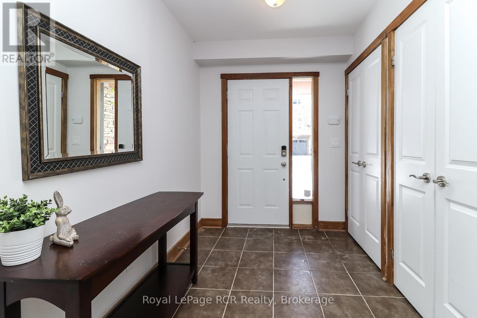 












10 - 104 FARM GATE ROAD

,
Blue Mountains,




Ontario
L9Y0L7


