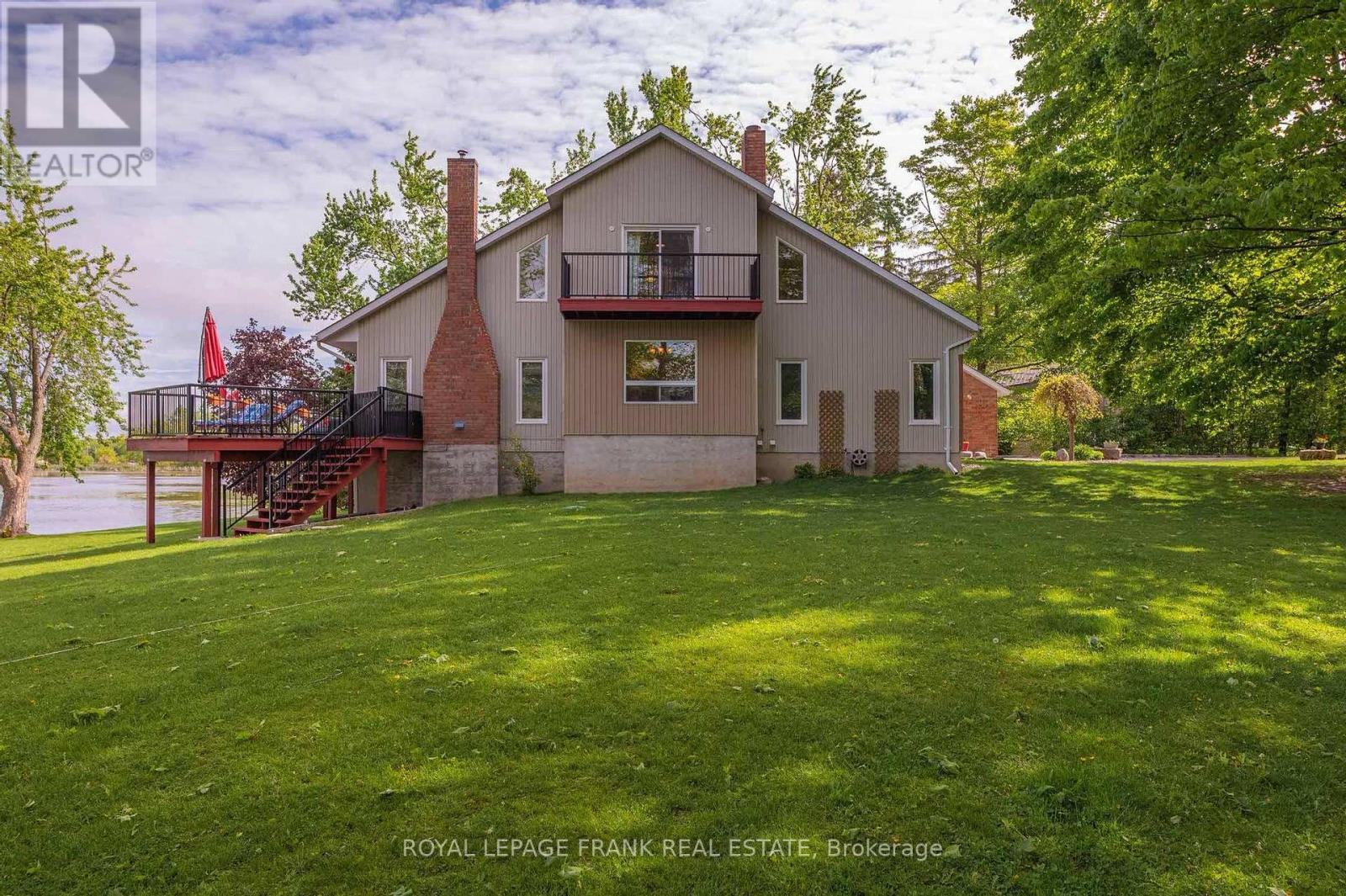 












978 HARRINGTON LINE

,
Selwyn,




Ontario
K0L1T0

